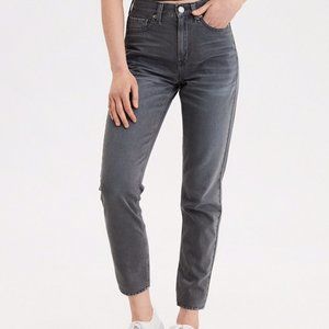 American Eagle Washed Black Gray High Waisted Ankle Straight Mom Jeans Size 2